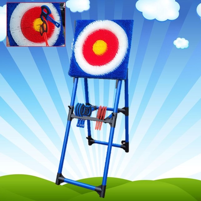 Axe throwing game