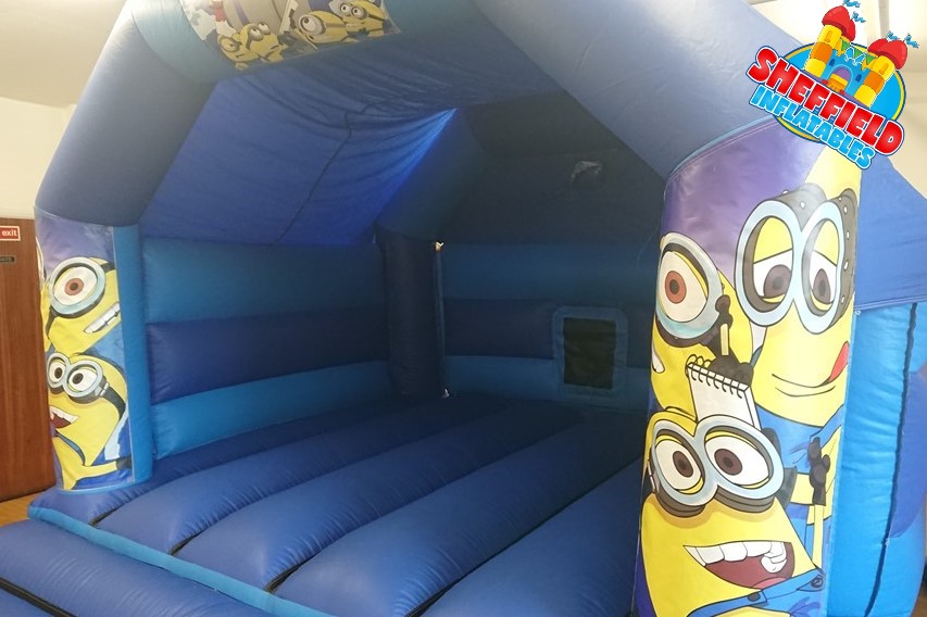 Picture of large minions bouncy castle in Rotherham
