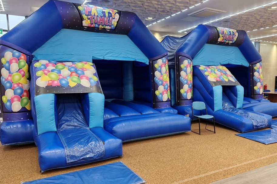 New large bouncy castle